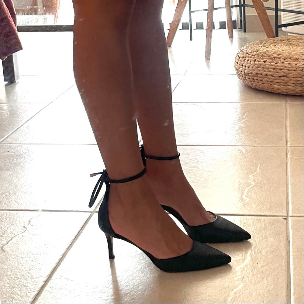 Nine West Lace Up Pointed Toe Heel